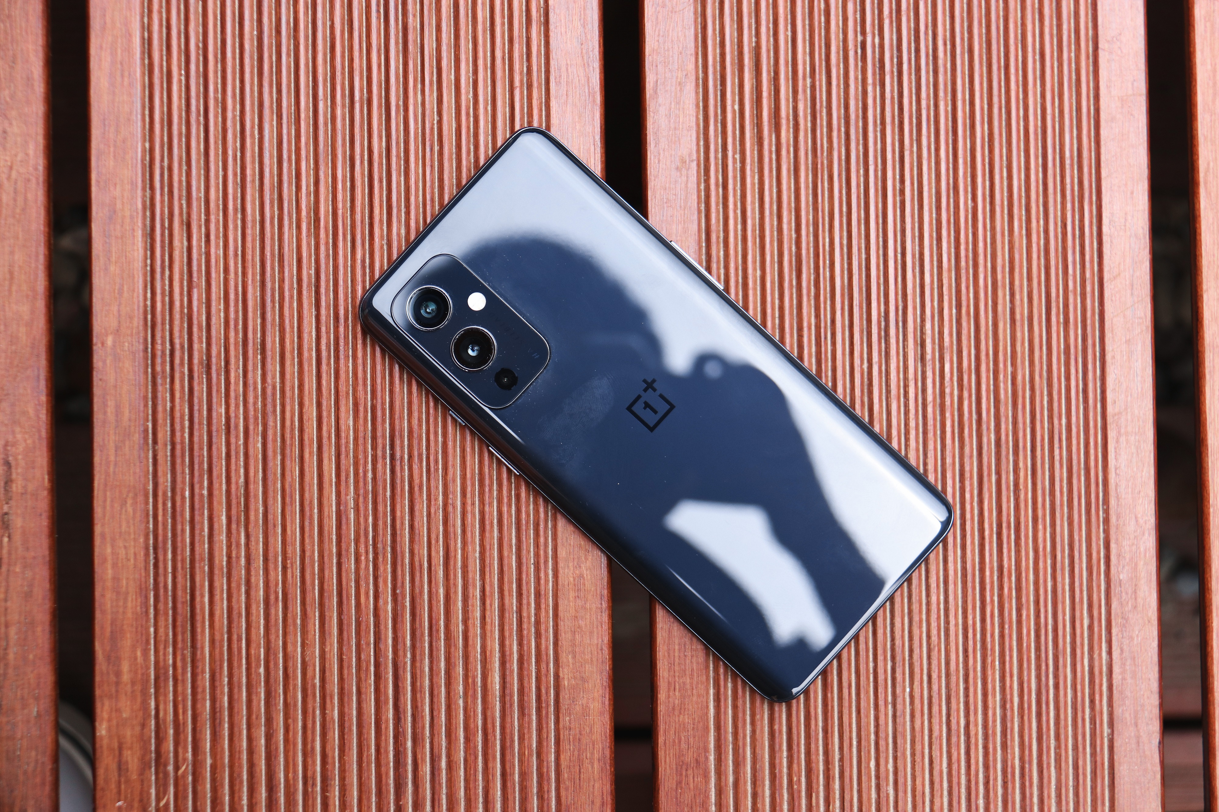 迟来的惊喜：“影像机皇”一加9，半月体验实测报告