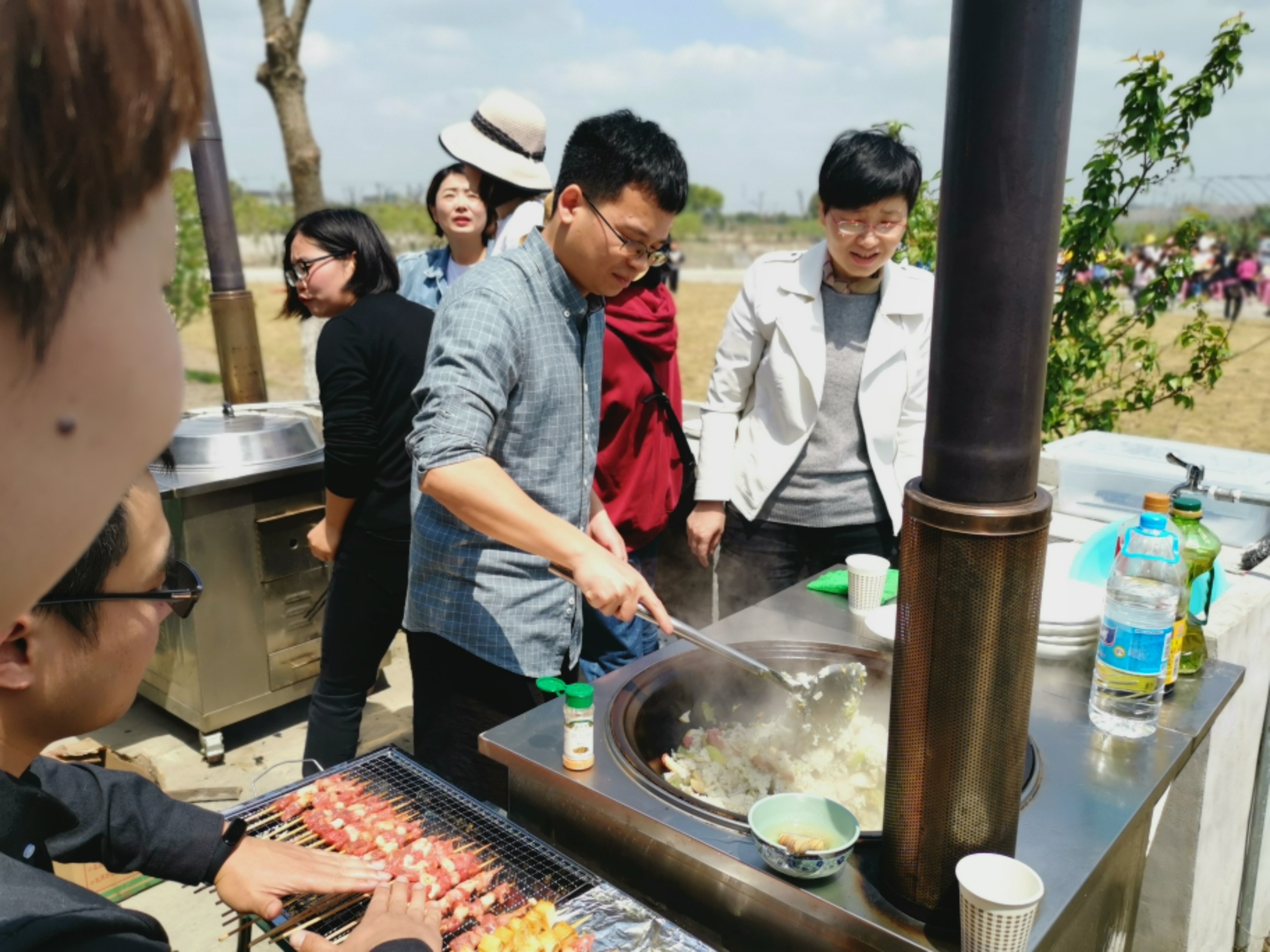 平湖人保财险：春日野炊趣味多