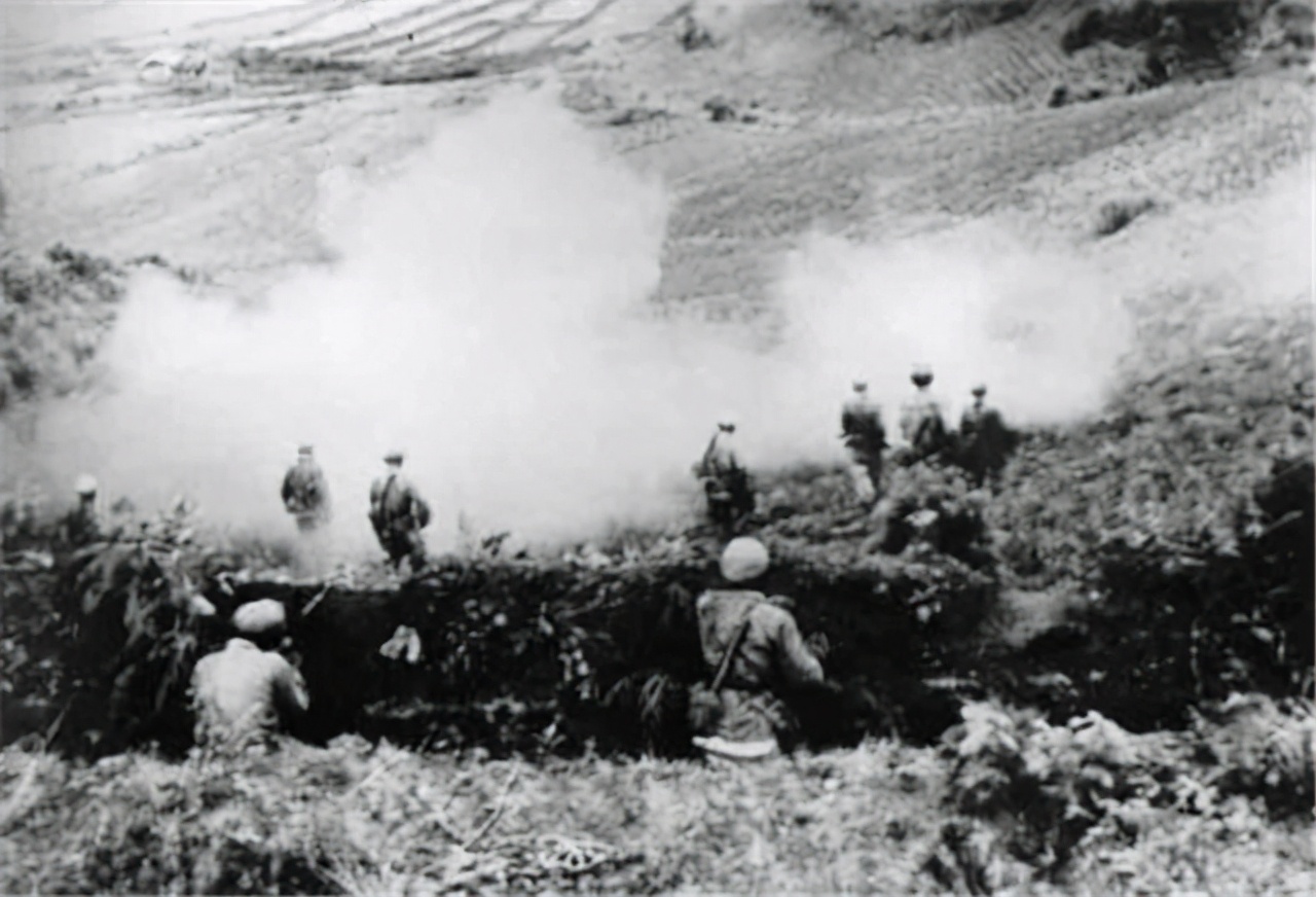 1951年朝鮮戰(zhàn)場：彭德懷險遭警衛(wèi)槍擊