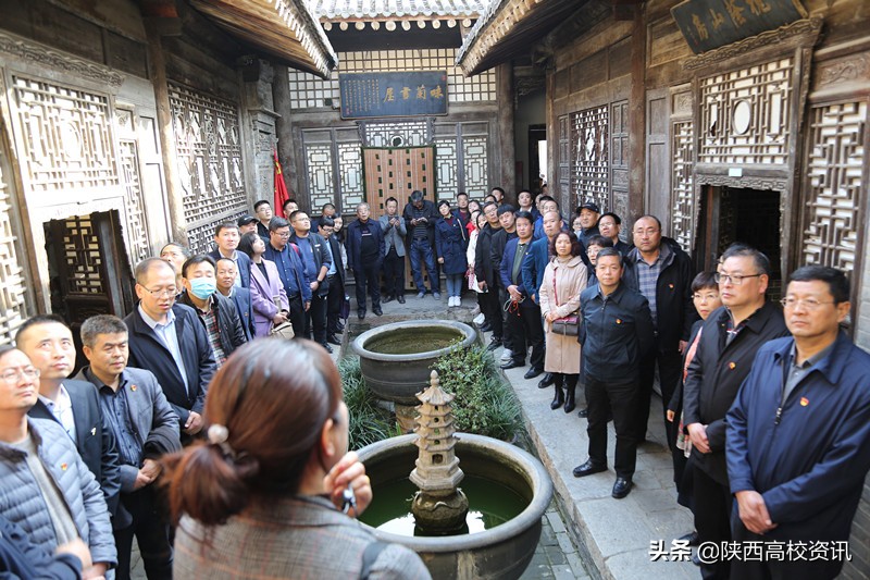 澳门新葡亰平台游戏组织科级以上干部赴蒲城开展实践教育