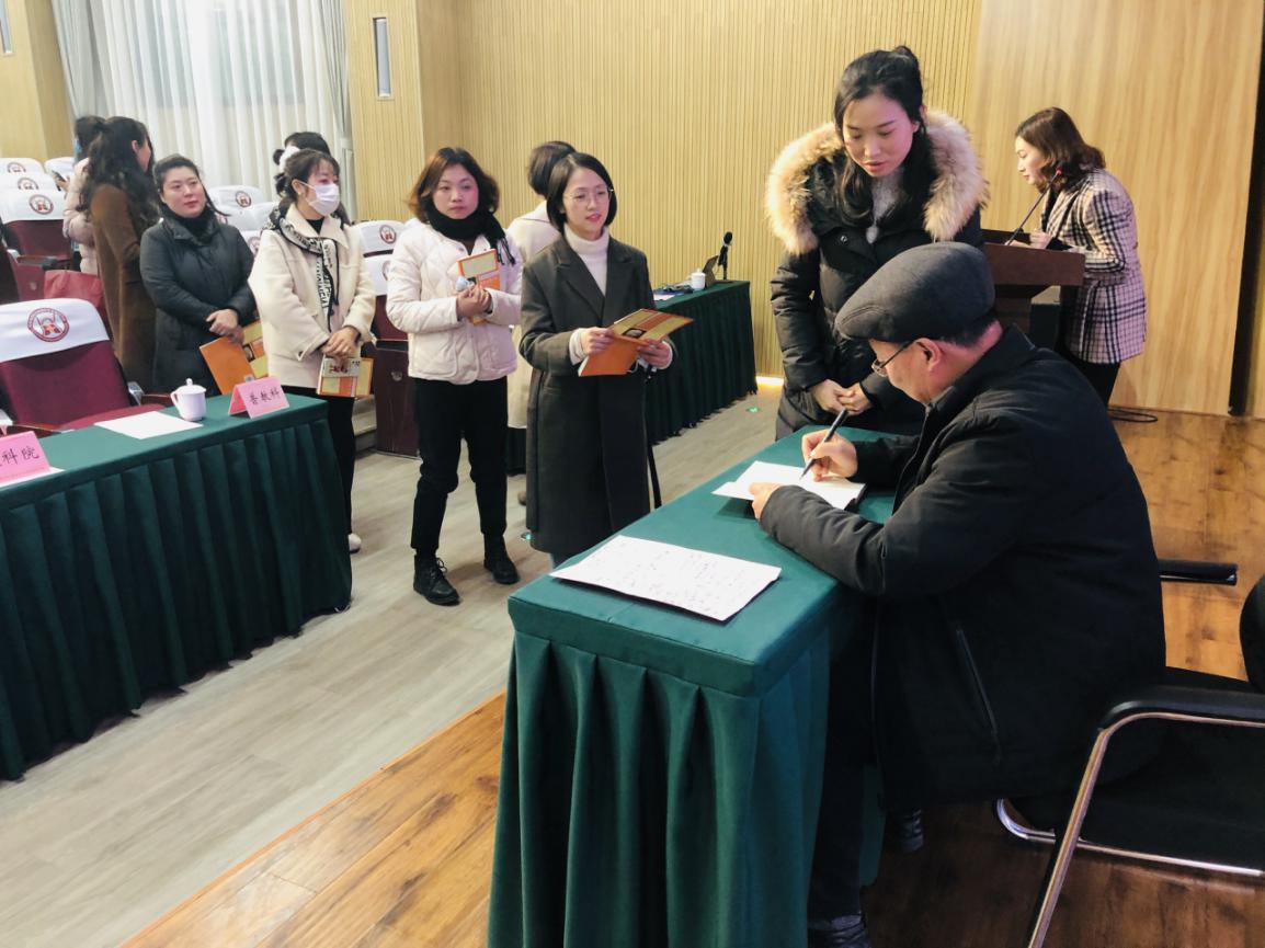 不忘初心重归朴素丨武侯新教育2020-2021学年工作总结会