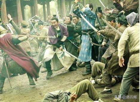 此人是明朝人，由海盗头子变成日本人眼中的神明，拥有传奇一生