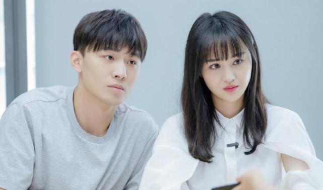 郑爽是怎么一步步走到今天的？一副好牌打稀烂