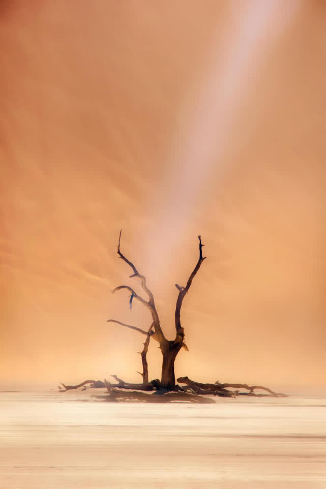 他们拍下中国境内的绝美沙漠,大漠孤烟直的景象过目难忘