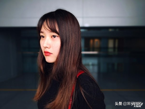 旗艦級暗光自拍實力 5G手機vivo S6評測