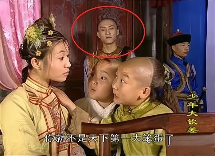 7岁走红3上春晚，让吴孟达靳东做配，“小叮当”