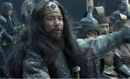 三国马超的军阀父亲，一生尽忠职守，为何遭曹