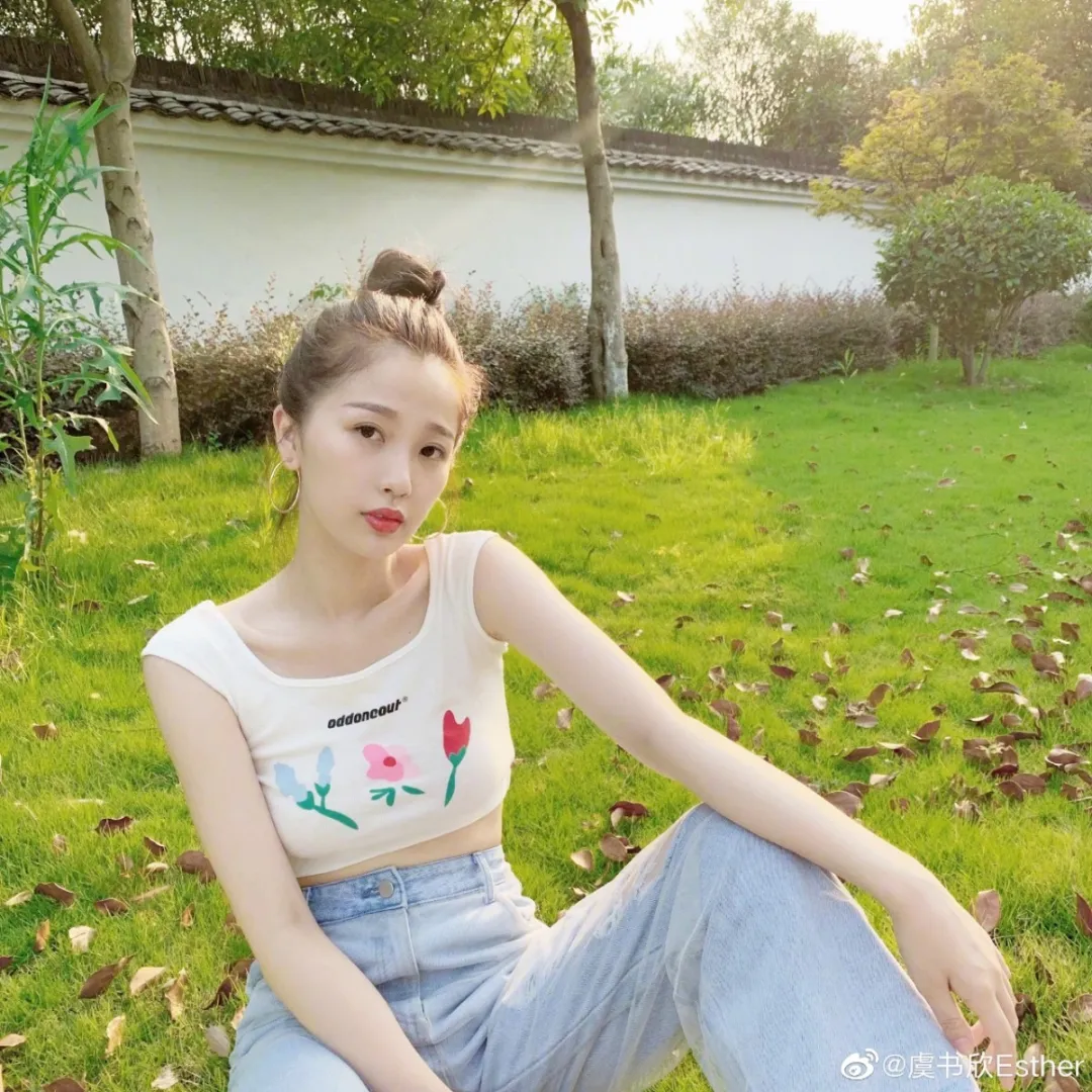 你穿短上衣+高腰裤的模样,美到犯规