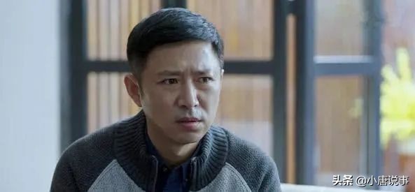 35岁高管被裁后送外卖：永远不要嘲笑“跪着”赚