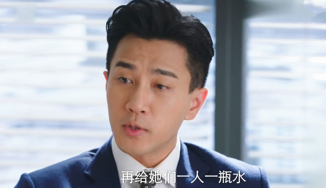 46岁刘恺威再演霸总，新剧女主角，比120斤的颖儿更“灾难”
