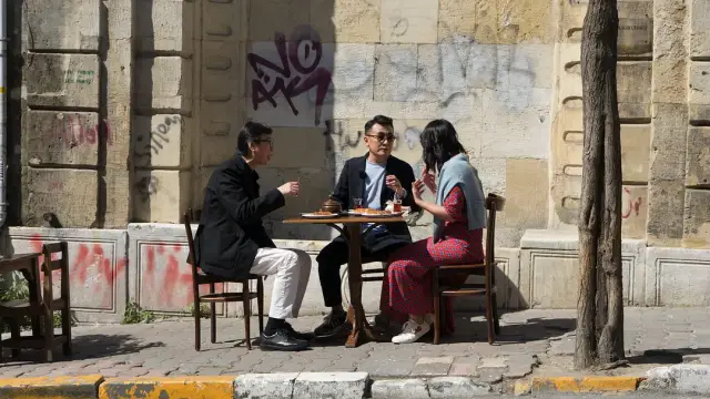 人文综艺这么拍,味儿才正