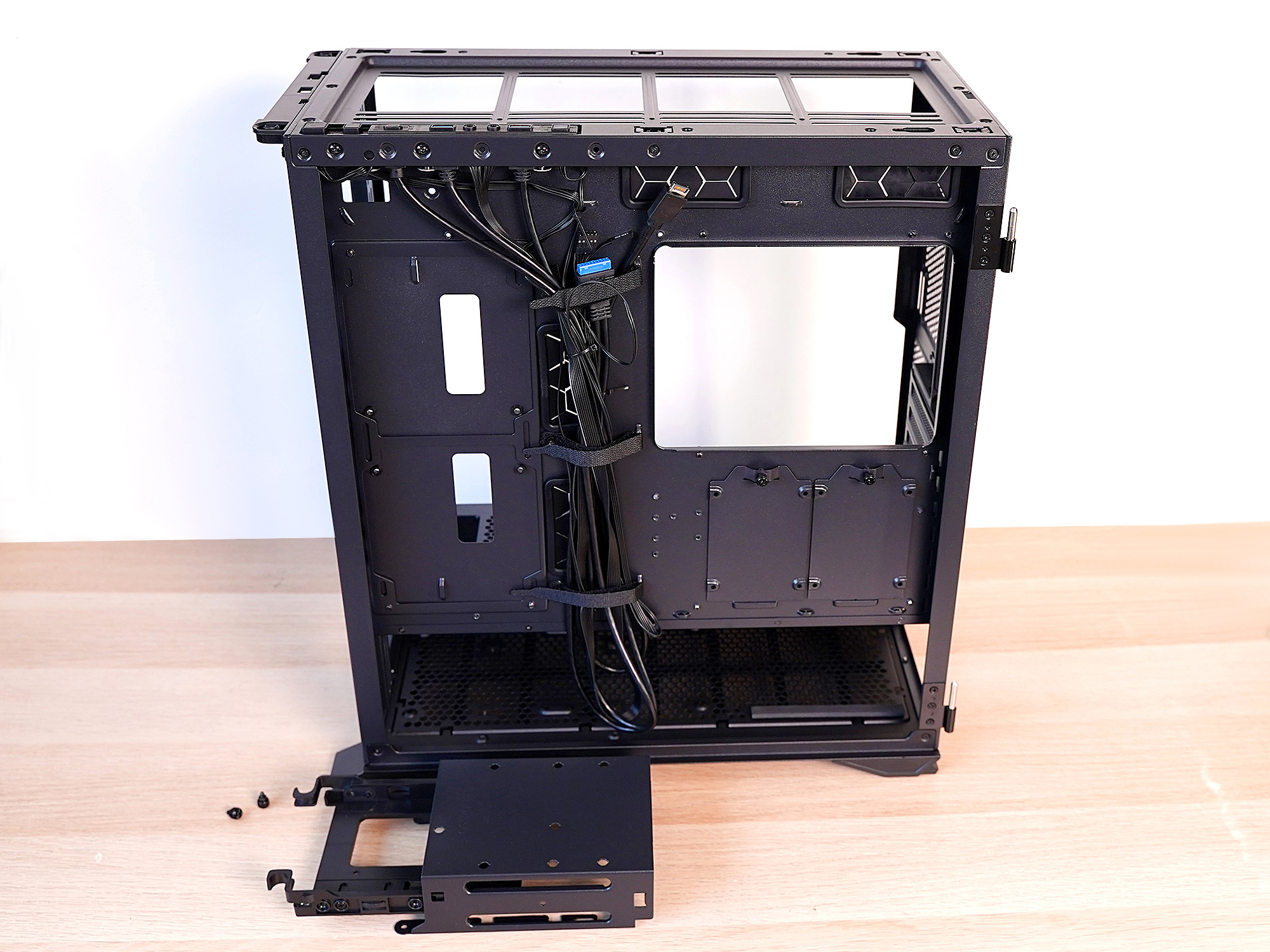 没了RGB也挺好的！逆潮流的无光攒机，一套3A装机分享