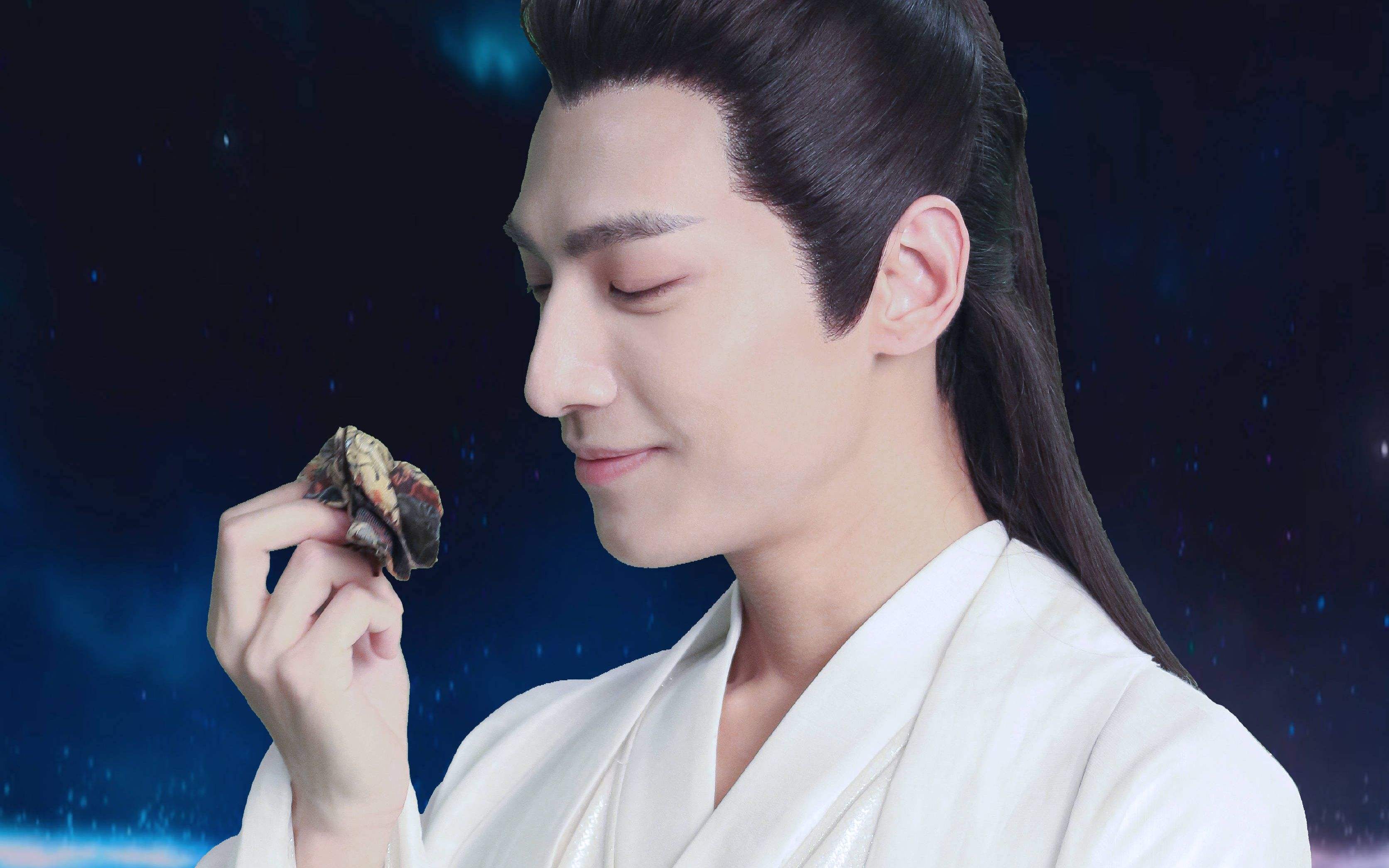 罗云熙闲鱼卖衣服被粉丝嫌弃皱皱巴巴，当场熨