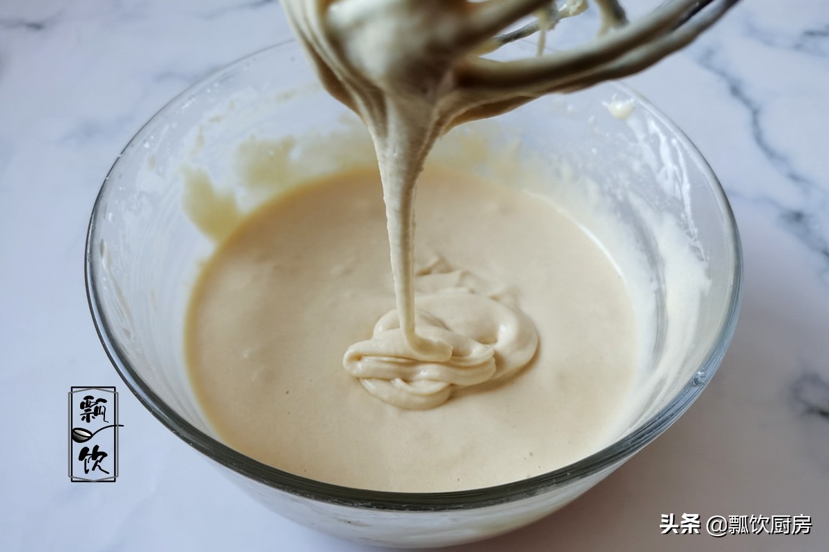 別只會做老蛋糕，這蛋糕比老蛋糕香多了，做法不難，純甜蜜享受