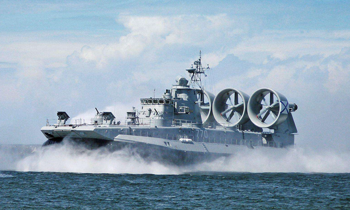 号称世界最强气垫登陆舰，中国引进全套技术，为何建造两艘就停工