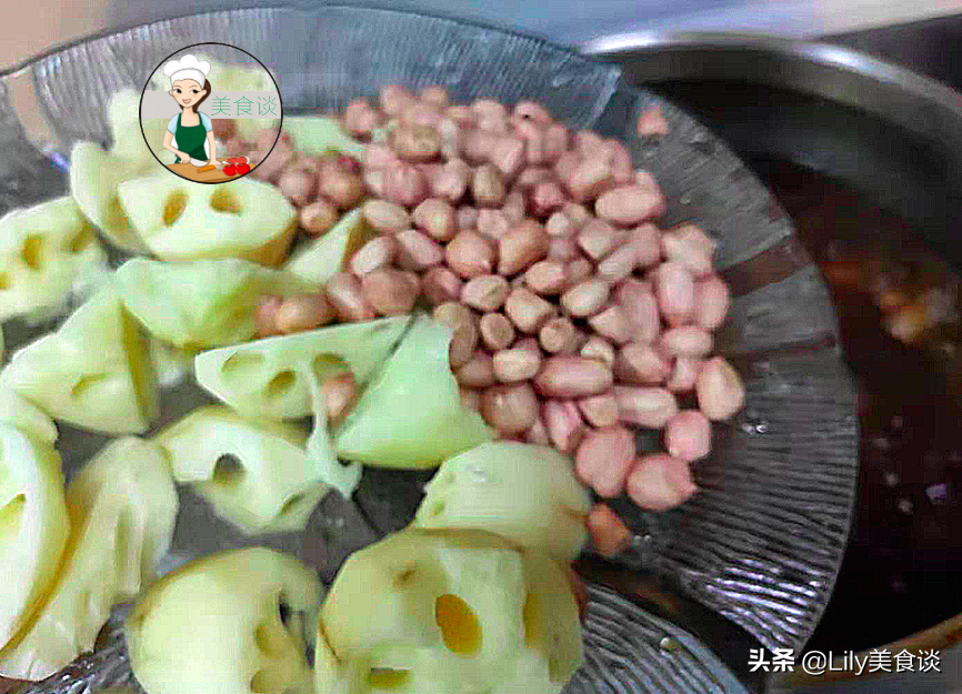 秋天，这肉记得多吃，比排骨便宜，比牛肉温和，秋天炖一锅太馋人