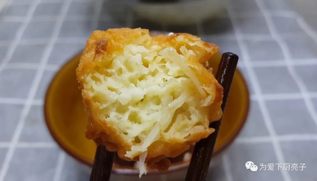 蘿蔔不要包餃子了，筷子一攪，做出創意素丸子，好吃到拿肉都不換