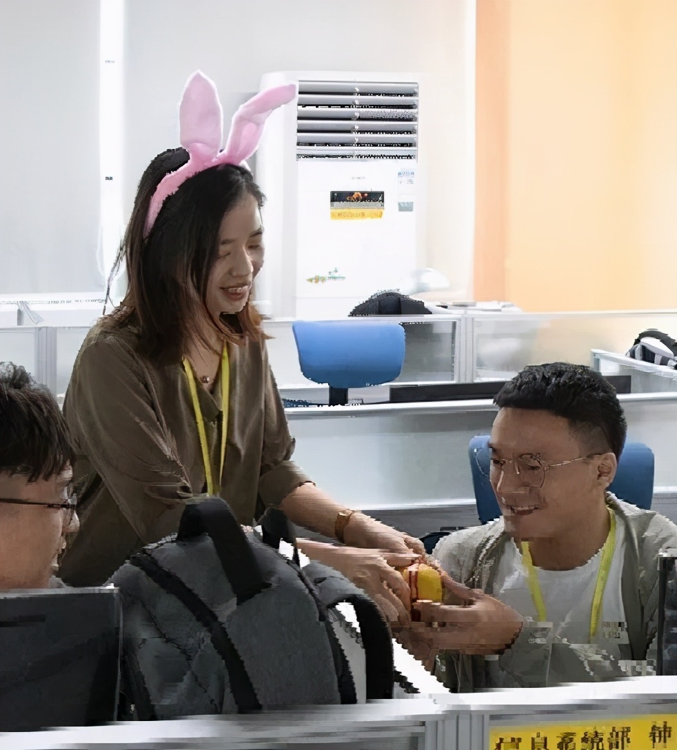 数字世界，码动生活 | 爱墨第二届1024程序员节