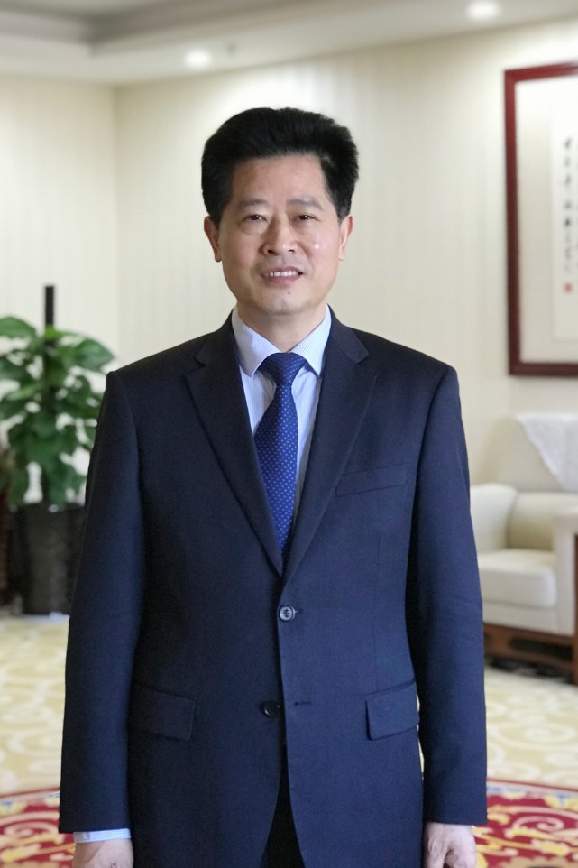 兒科醫生工作強度大、待遇低，咋調動積極性？全國人大代表周崇臣：建議提高服務價格，增加薪酬考核指標