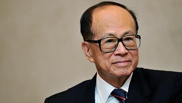 先亏19亿，再亏400亿，“买下半个英国”的李嘉诚亏惨了？