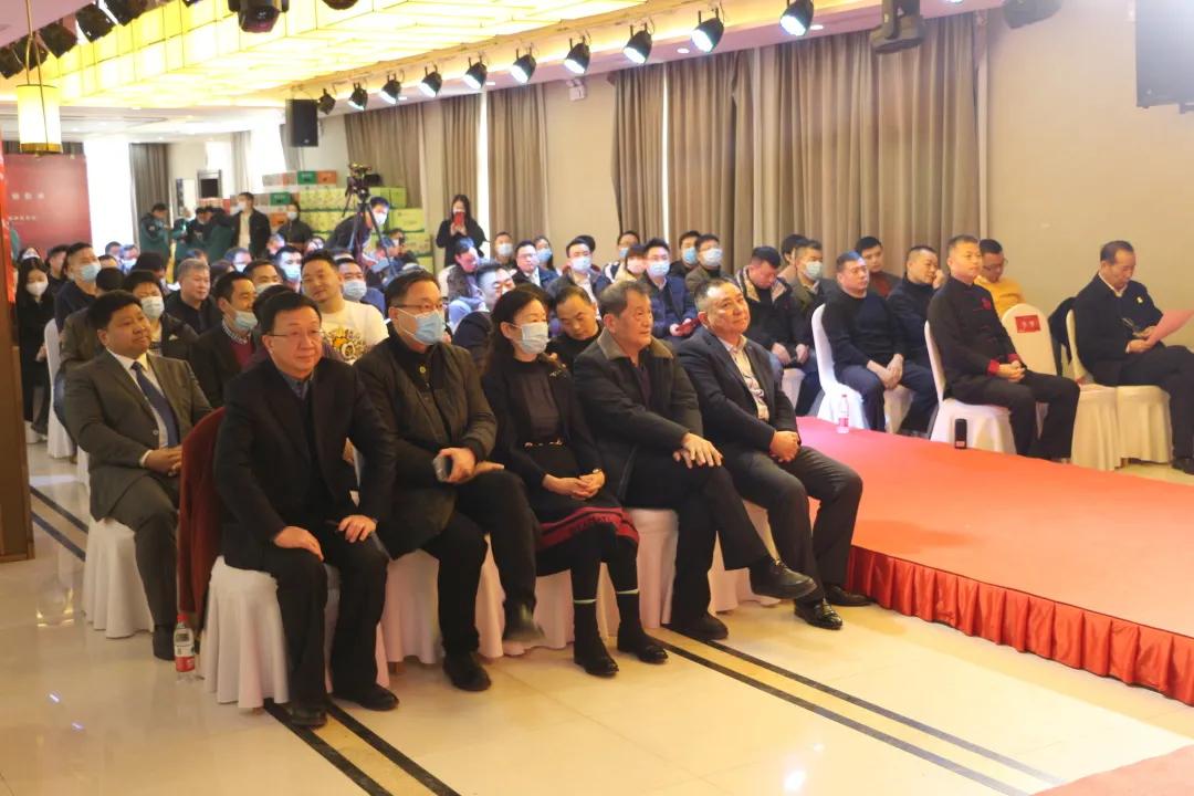 无限荣光，双喜临门，河南餐饮人春晚豆状元大放异彩