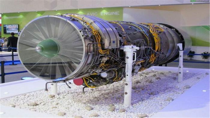 国产新型隐轰即将首飞，性能足够匹敌美军B2，俄