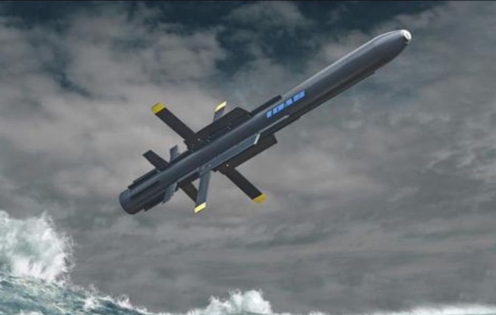 遇到天敌反潜机，潜艇只能下潜躲猫猫，为什么