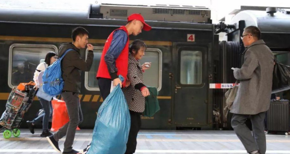 老年人迎来好消息，新规出台，60岁以上老人享有3大“特权”