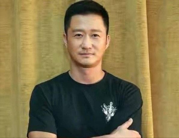 硬汉吴京的蜜糖婚姻：20亿身价背后，是妻子谢楠的一句“我养你”