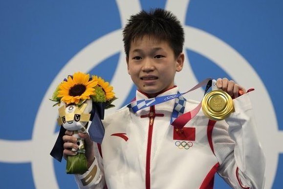 全红婵有多火？人民日报转发她隔离训练视频 首个超话阅读量超3亿