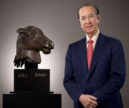 14岁嫁给比自己大22岁的赌王，生过5个孩子，其中