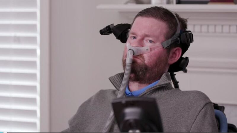 『联合』冰桶挑战联合发起人奎恩去世 那个让全球人疯狂“湿身”的男人走了