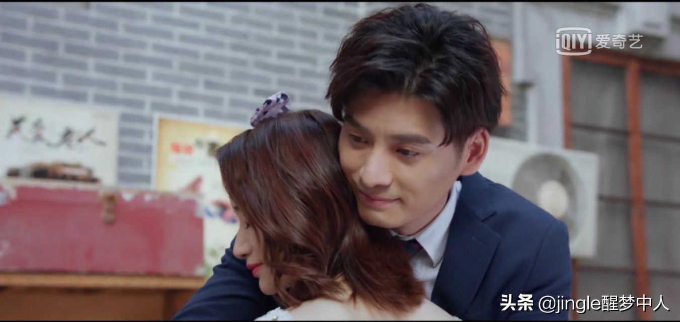 秦岚飙戏《怪你过分美丽》，各路叫好，只因为