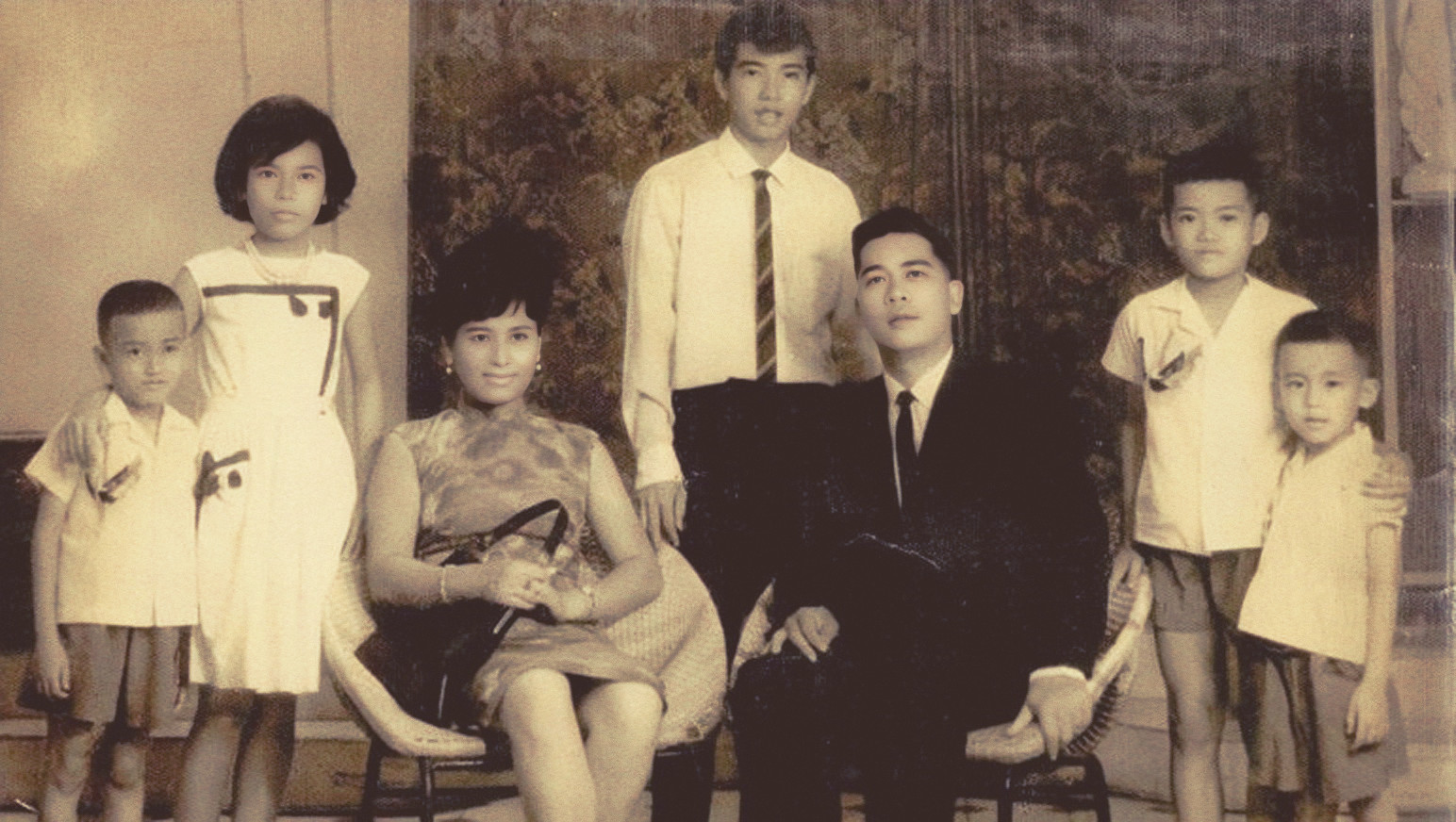一婚娶周海媚，二婚娶邝美云，三婚娶富婆，吕