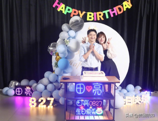 田亮晒照庆生表白叶一茜，一家四口比心合影超温馨，森碟颜值出众