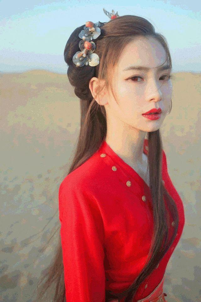 戚薇说自己不适合古装，导演说试试看，结果倾