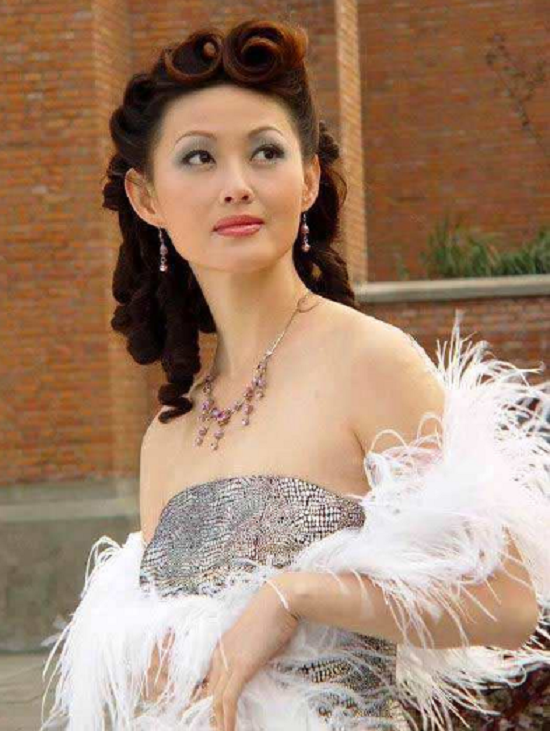 还记得这位“潘金莲”吗？剧中出名现实低调，