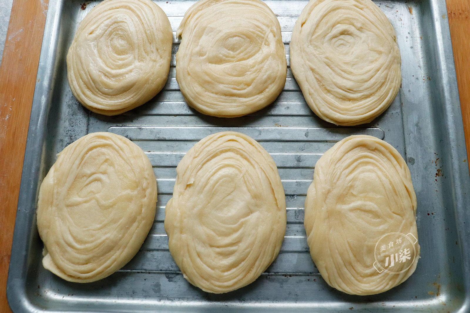 這個燒餅太香了，無技巧無難度，一切一擀層次多，香酥不膩特好吃