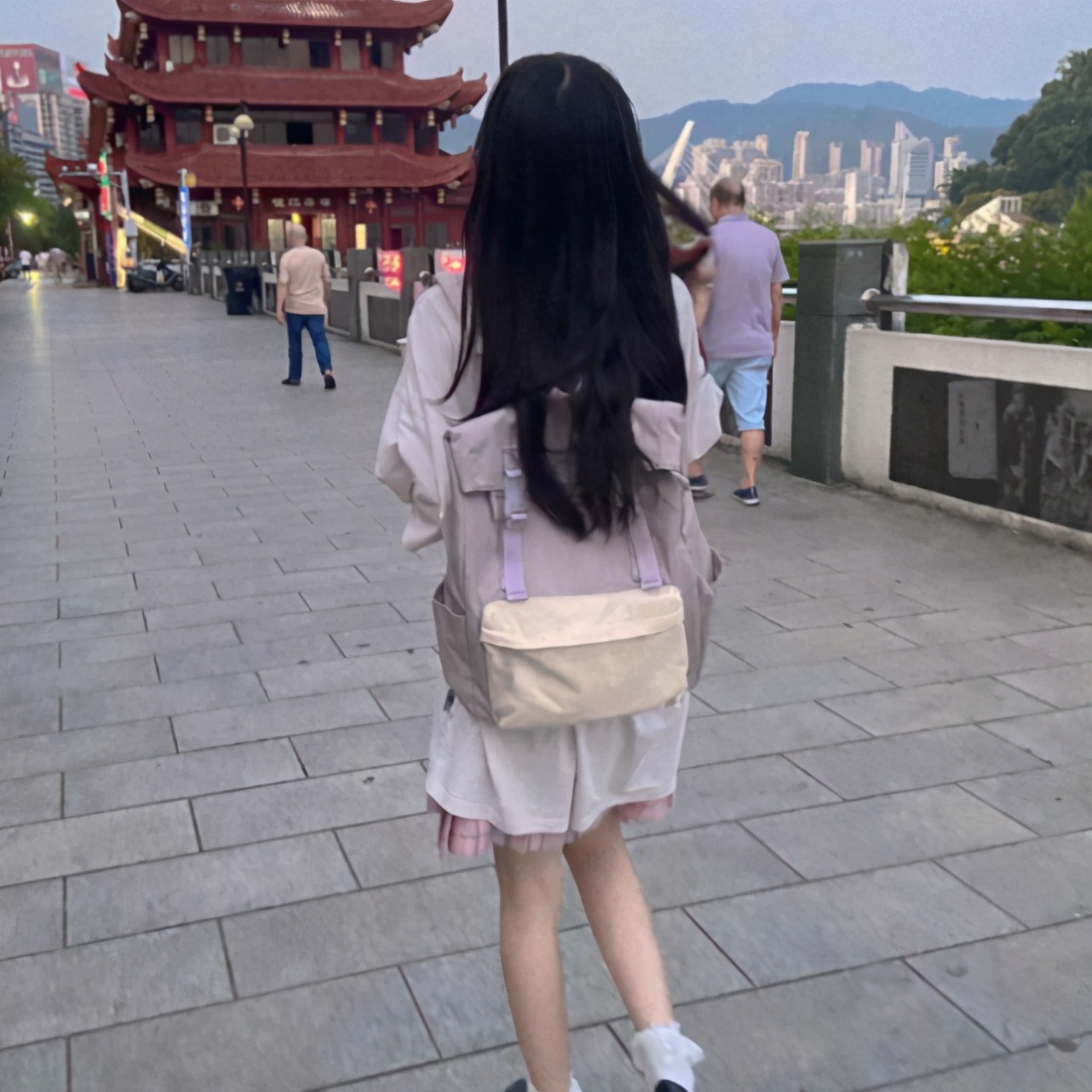 坠入星河的温柔文案