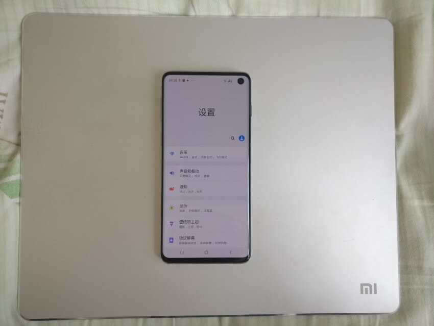 从5999跌至3699，三星AMOLED屏+IP68防水