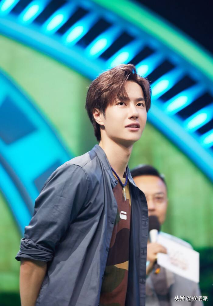 王一博合作完赵丽颖，转身又和陈晓合作新剧，