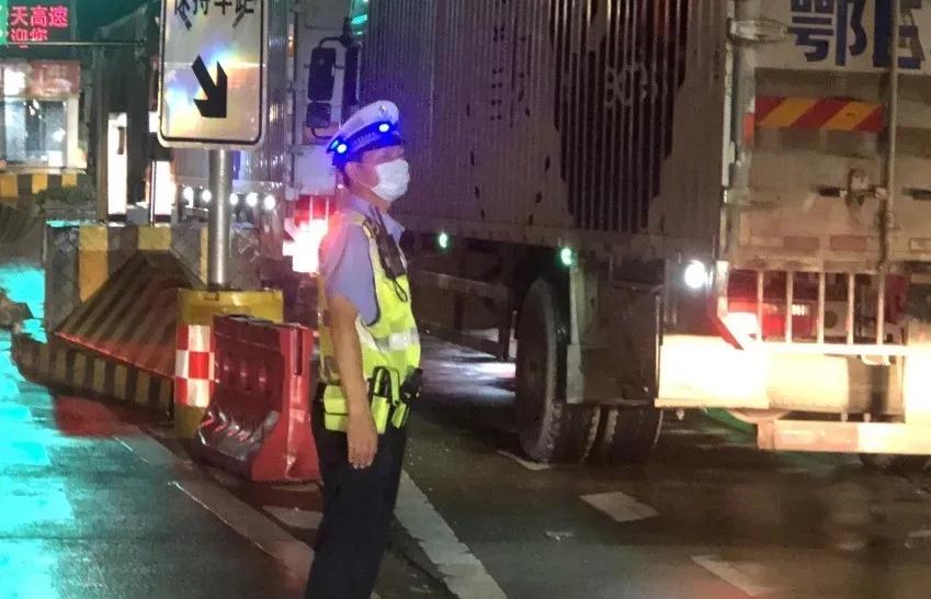 “疫”线冲锋 勇于担当——湖北省公安厅高速公路警察总队荆州大队战疫纪实