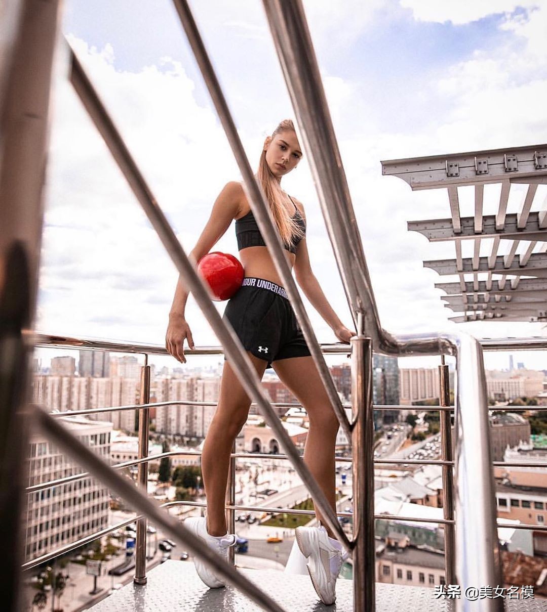 俄羅斯藝術體操第一美女索爾達托娃，柔韌度超乎想像