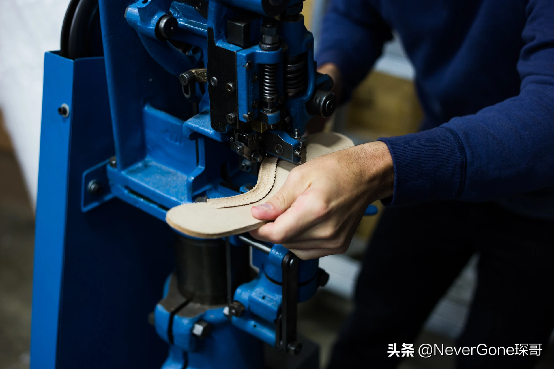 搞双“奢侈品”工装靴穿穿吧——Viberg 2030 固特异版本