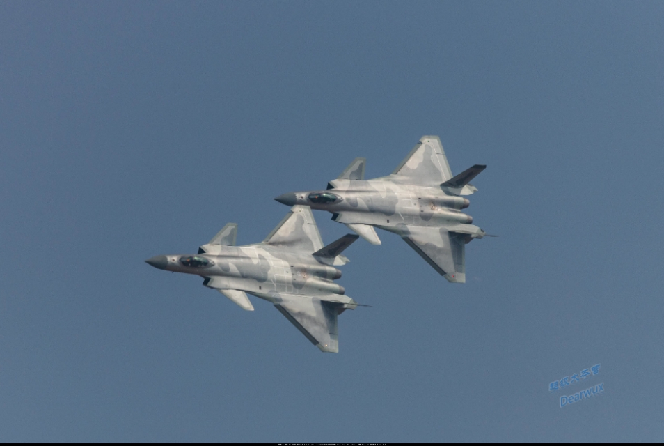 值得收藏的歼20隐身战机连拍美图《二》