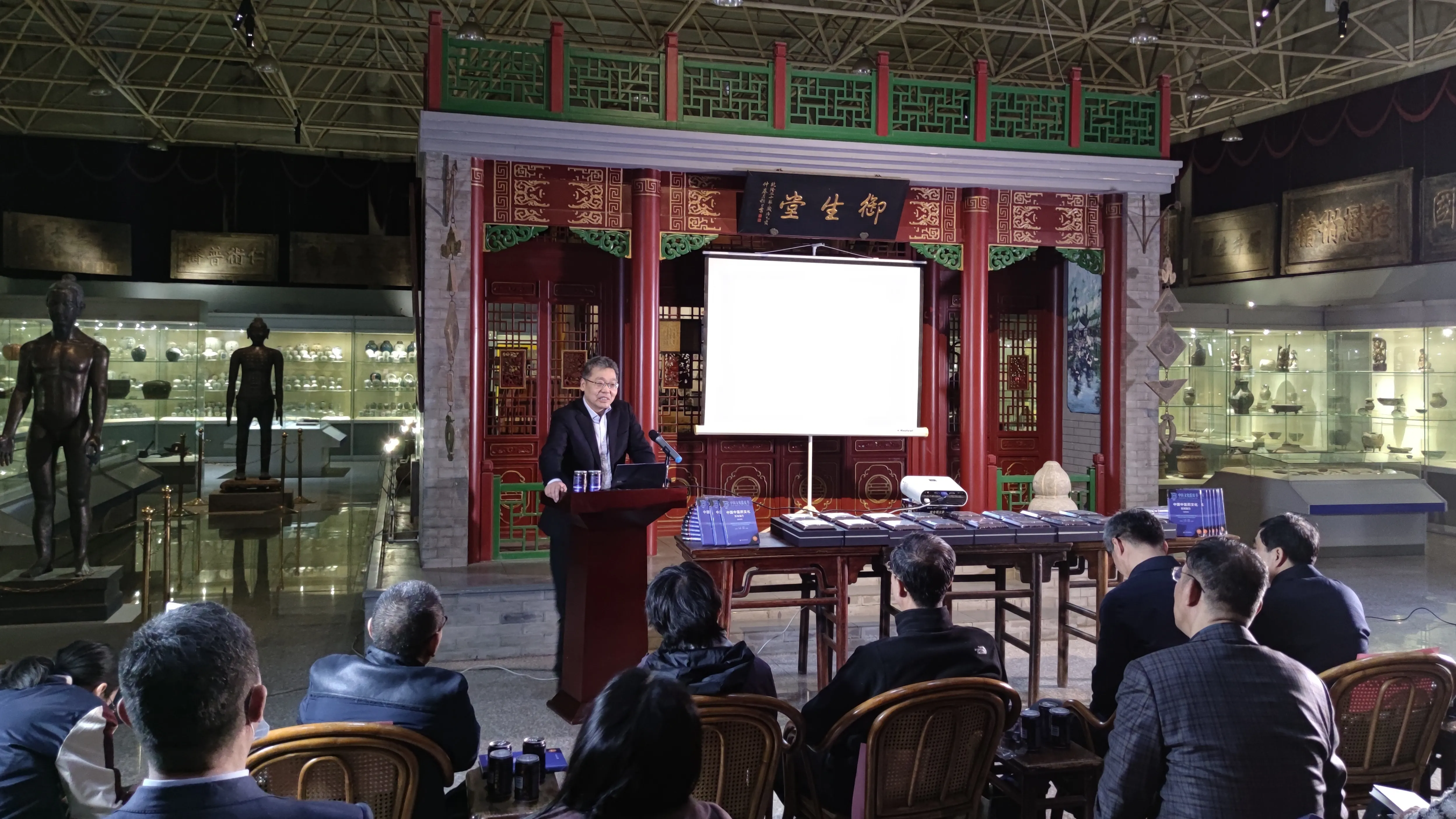 数据显示：中医药在抗疫中重塑文化形象