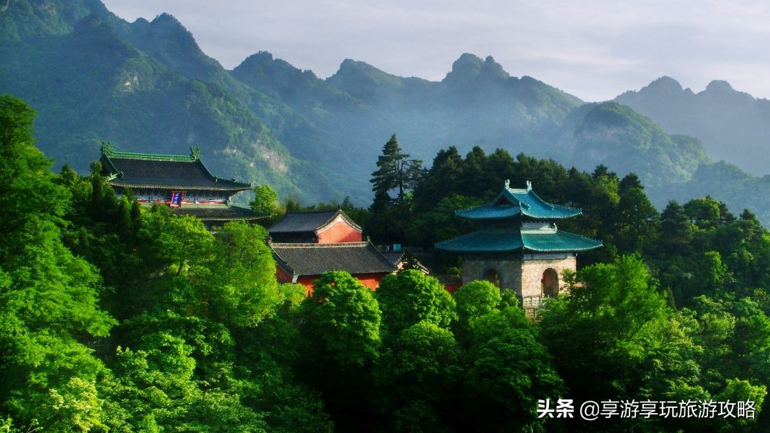 天气入夏酷热难当，全国最值得打卡的避暑地盘点。收藏这篇不迷路