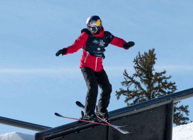 Gu Ailing should decide again! Big prewar Guan Xuan quits game, she too went all out, take an injury to fight not to hold to eventually