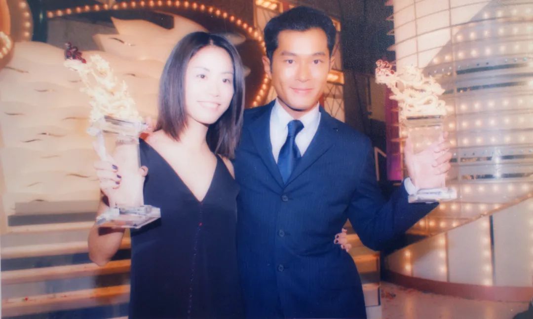 还有谁？同时手握香港金像奖影帝+TVB视帝，至今