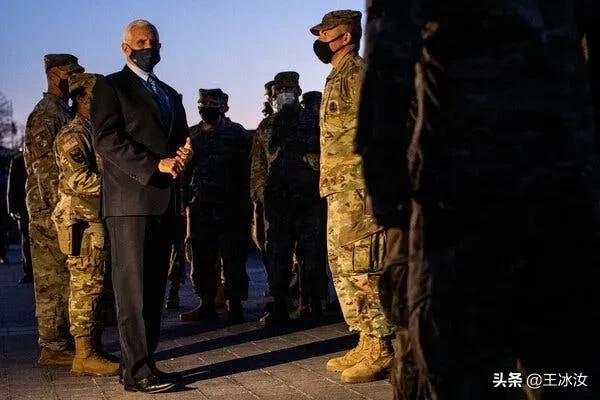 從�忠臣�到�叛徒�，彭斯迎來人生高光時刻！ 但代價慘痛